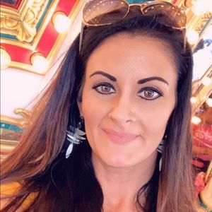 Meet your Posher, Mandy